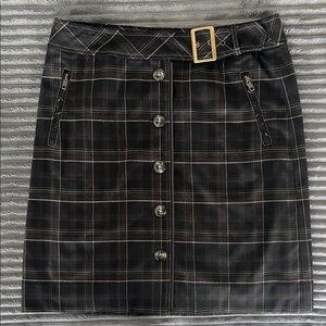 Elegant Black Plaid Pencil Skirt with Buckle